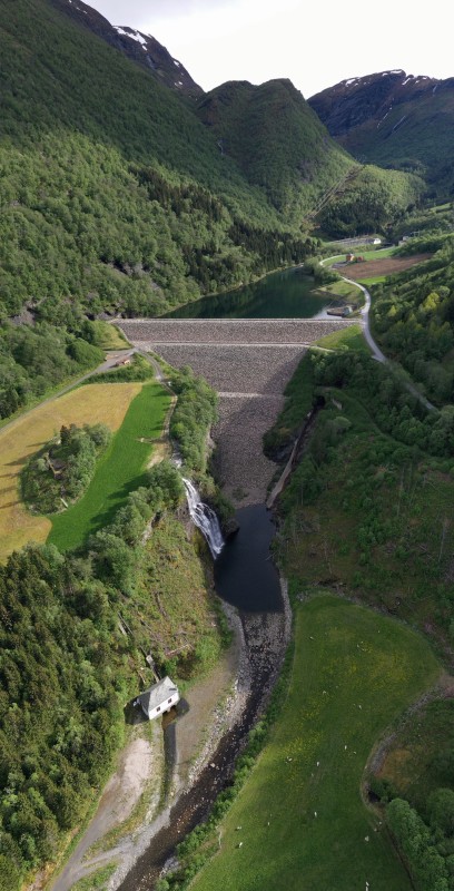 Refsdal Powerplant 1913 and the new dam